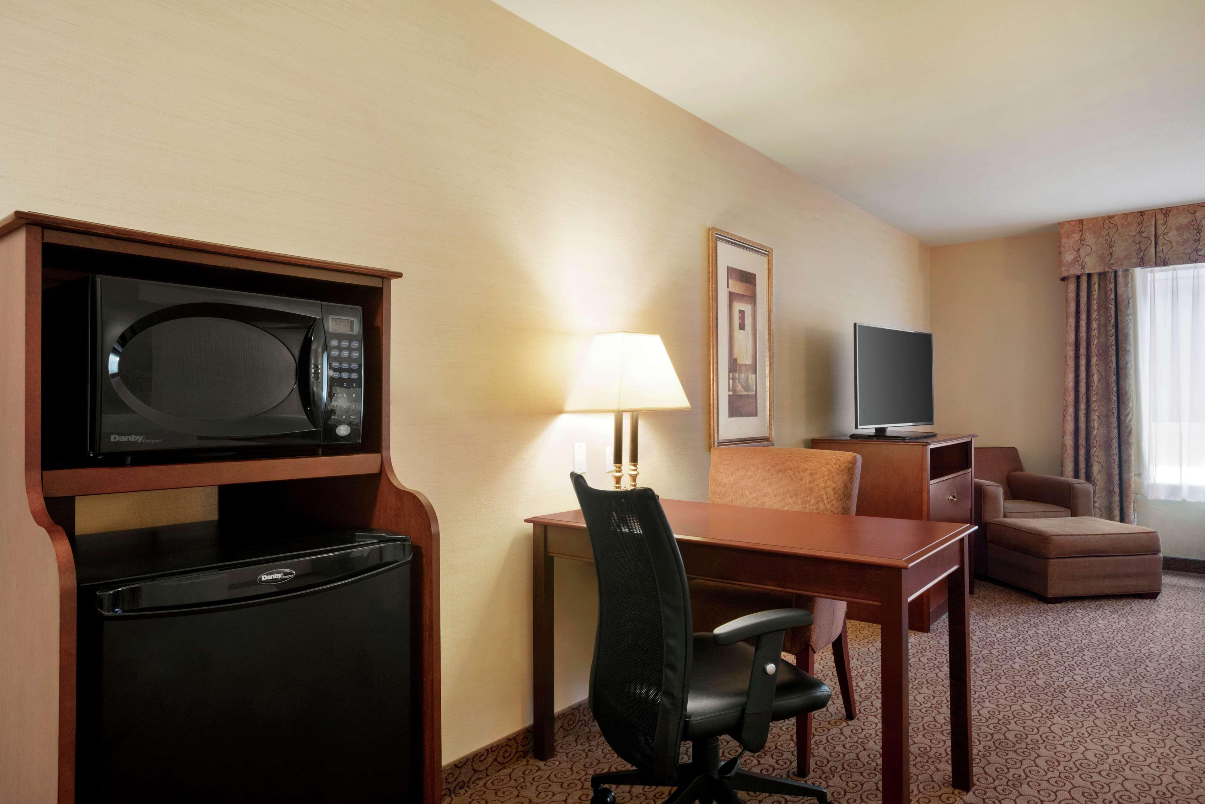 Hampton Inn & Suites West Bend Ngoại thất bức ảnh